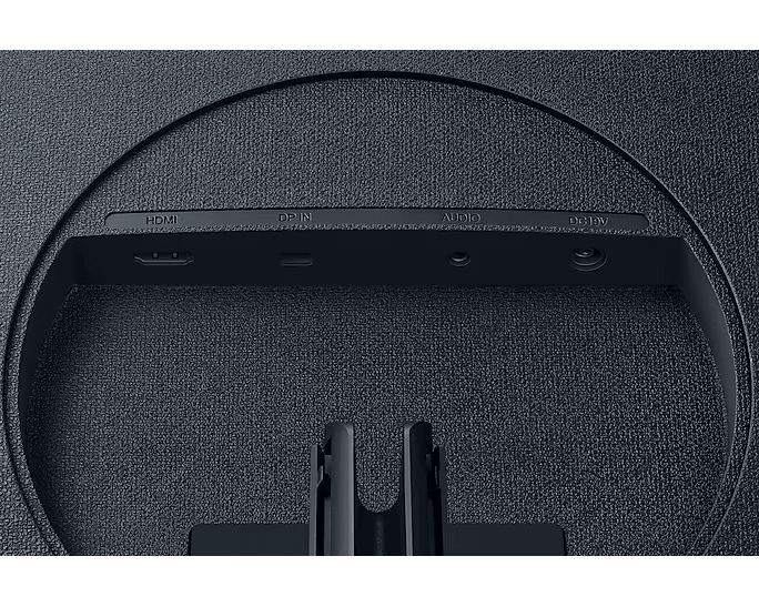 SAMSUNG 32-inch UHD curved monitor with 1 billion shades-LU32R590CWMXEG
