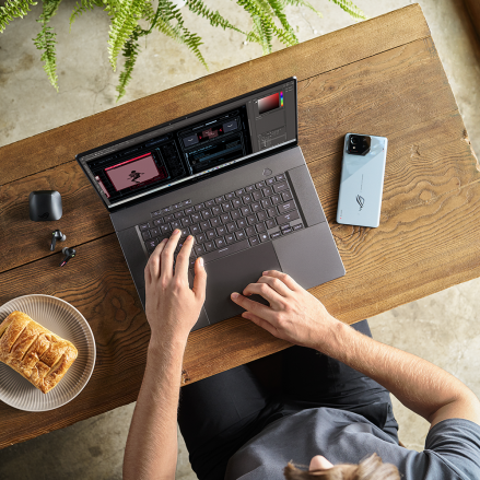 ASUS ROG Zephyrus G16 GA605WI-QR050W – Ryzen AI 9 HX 370 – 32GB DDR5 – 1TB SSD – RTX 4070 8GB – 16 inch 240Hz OLED English/Arabic Eclipse Gray